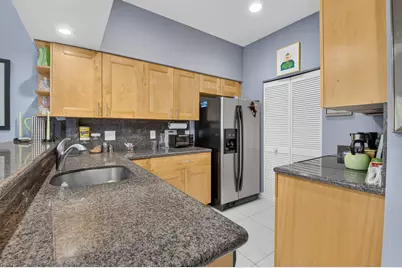 19271 Sabal Lake Drive, Boca Raton, FL 33434 - Photo 5