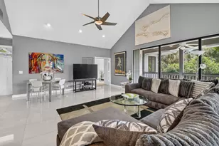 19271 Sabal Lake Dr, Boca Raton, FL 33434 - Photo 11