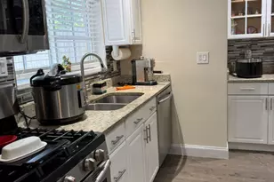 1836 Baythorne Rd, West Palm Beach, FL 33415 - Photo 13