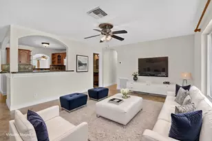 2250 NE 4th Ct, Boca Raton, FL 33431 - Photo 9