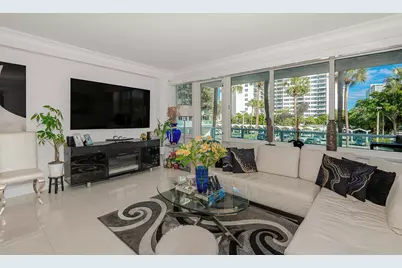 3233 NE 34th Street #215, Fort Lauderdale, FL 33308 - Photo 3