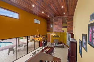 10010 NW 135th St, Hialeah Gardens, FL 33018 - Photo 7