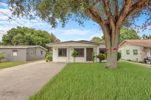 2008 Avenue N, Fort Pierce, FL 34950 - Photo 3