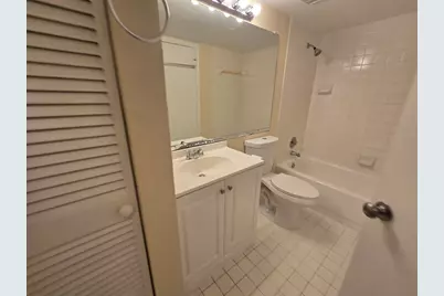 13106 Glenmoor Drive #131, West Palm Beach, FL 33409 - Photo 11