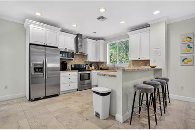 1705 NE 11th Street, Fort Lauderdale, FL 33304 - Photo 11