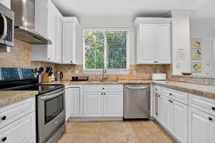 1705 NE 11th St, Fort Lauderdale, FL 33304 - Photo 5