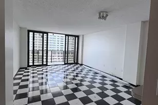600 NE 36th St, Miami, FL 33137 - Photo 11