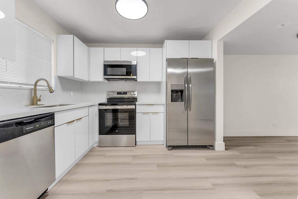 2701 N 34th Ave #1D - 2701 N 34th Ave #1D, Hollywood, FL 33021 Luxury Property | Jose Angel Pina