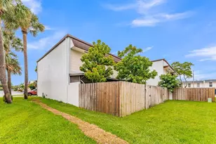 2701 N 34th Ave, Hollywood, FL 33021 - Photo 37