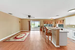 6205 Lansdowne Cir, Boynton Beach, FL 33472 - Photo 5