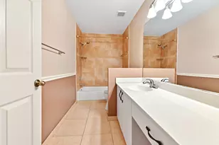 6205 Lansdowne Cir, Boynton Beach, FL 33472 - Photo 31