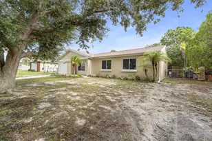 253 SW Cherryhill Rd, Port Saint Lucie, FL 34953 - Photo 23