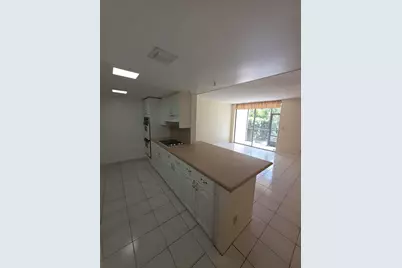 1001 Three Islands Boulevard #36, Hallandale Beach, FL 33009 - Photo 5