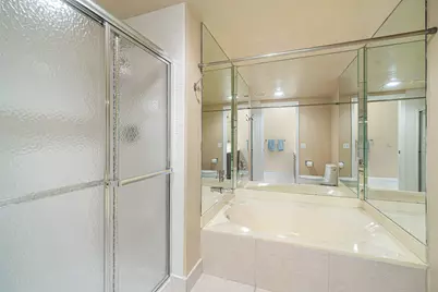 27 Stratford Lane W #D, Boynton Beach, FL 33436 - Photo 23