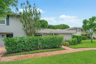 27 Stratford Ln W, Boynton Beach, FL 33436 - Photo 29