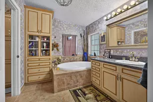 15182 Steffen Ln, Loxahatchee Groves, FL 33470 - Photo 11