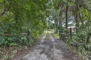 15182 Steffen Ln, Loxahatchee Groves, FL 33470 - Photo 23