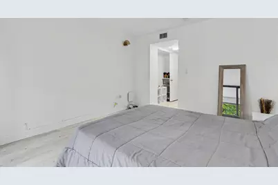 2800 N 46th Avenue #A404, Hollywood, FL 33021 - Photo 31