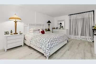 2800 N 46th Avenue #A404, Hollywood, FL 33021 - Photo 21