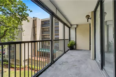 2800 N 46th Avenue #A404, Hollywood, FL 33021 - Photo 35