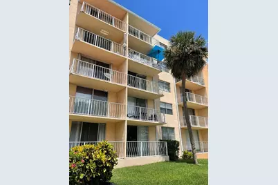 480 Executive Center Drive #3H, West Palm Beach, FL 33401 - Photo 1