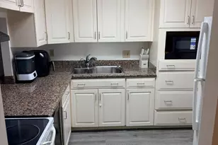 480 Executive Center Dr, West Palm Beach, FL 33401 - Photo 3