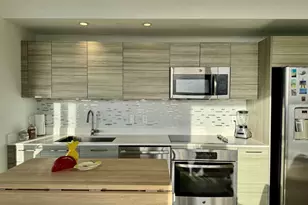 121 NE 34th St, Miami, FL 33137 - Photo 3