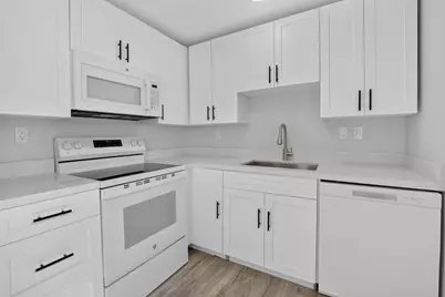 68 Normandy B, Delray Beach, FL 33484 - Photo 3