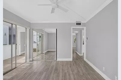 68 Normandy B, Delray Beach, FL 33484 - Photo 15