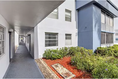 68 Normandy B, Delray Beach, FL 33484 - Photo 19