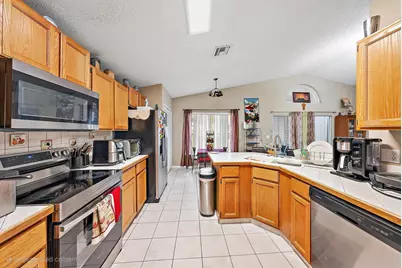 119 Hammocks Drive, Greenacres, FL 33413 - Photo 3