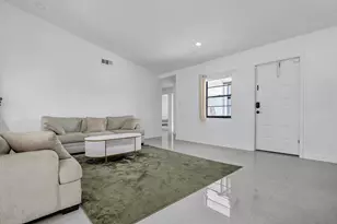 21641 Sutters Ln, Boca Raton, FL 33428 - Photo 9