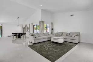 21641 Sutters Ln, Boca Raton, FL 33428 - Photo 7