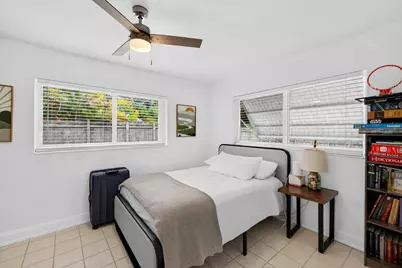 4031 NE 15th Avenue, Oakland Park, FL 33334 - Photo 25