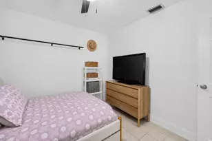 4031 NE 15th Ave, Oakland Park, FL 33334 - Photo 29
