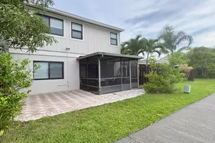 5325 Tennis Ln, Delray Beach, FL 33484 - Photo 23