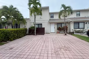 5325 Tennis Ln, Delray Beach, FL 33484 - Photo 21