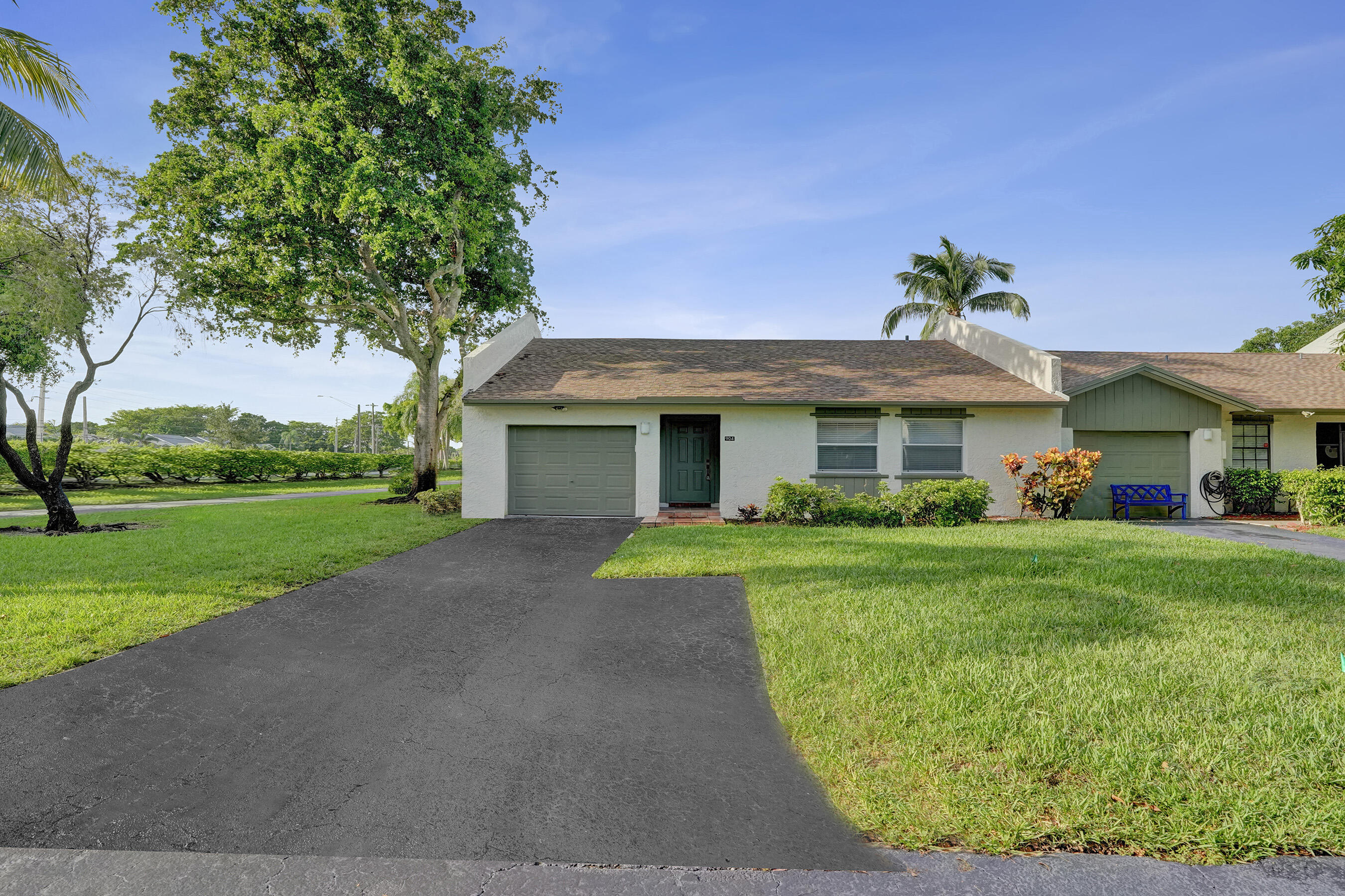 904 NW 51st St - 904 NW 51st St, Deerfield Beach, FL 33064 Luxury Property | Jose Angel Pina