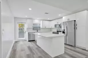 904 NW 51st St, Deerfield Beach, FL 33064 - Photo 19