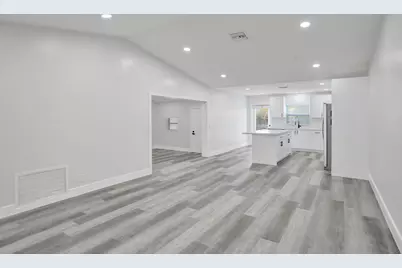 904 NW 51st Street, Deerfield Beach, FL 33064 - Photo 13