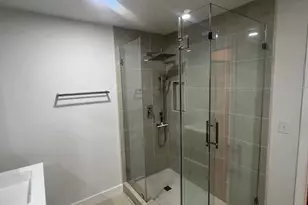 10101 Costa Del Sol Blvd, Doral, FL 33178 - Photo 11