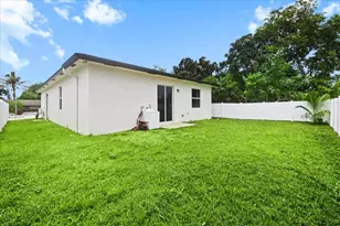 200 Marie Dr, West Palm Beach, FL 33415 - Photo 29