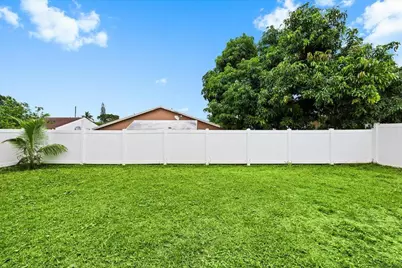 200 Marie Drive, West Palm Beach, FL 33415 - Photo 27