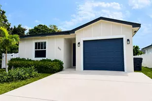 200 Marie Dr, West Palm Beach, FL 33415 - Photo 1