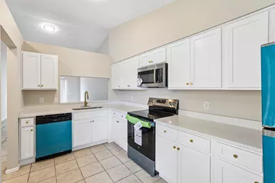 126 Garden Cove Court, Orlando, FL 32835 - Photo 7