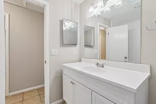 126 Garden Cove Ct, Orlando, FL 32835 - Photo 17