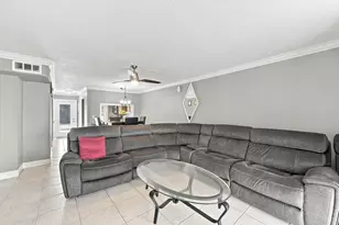 1040 SE 4th Ave, Deerfield Beach, FL 33441 - Photo 11
