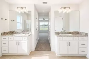 292 SW Ridgecrest Dr, Port Saint Lucie, FL 34953 - Photo 9