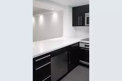 2020 NE 135th Street #502, North Miami, FL 33181 - Photo 3