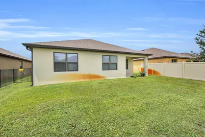 6379 NW Northwood Loop, Port Saint Lucie, FL 34983 - Photo 23